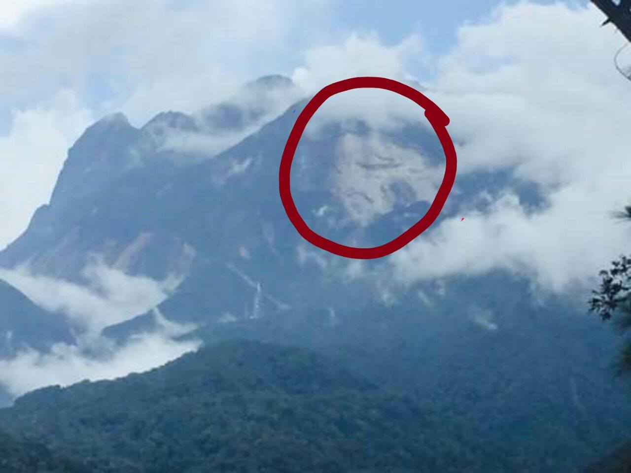 Inilah 5 Gunung Terseram Di Indonesia - Info Gunung
